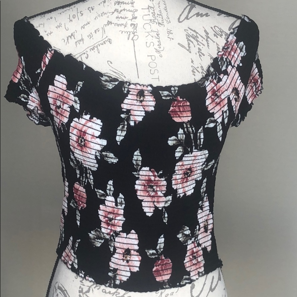 Kendall & Kylie Cropped Top